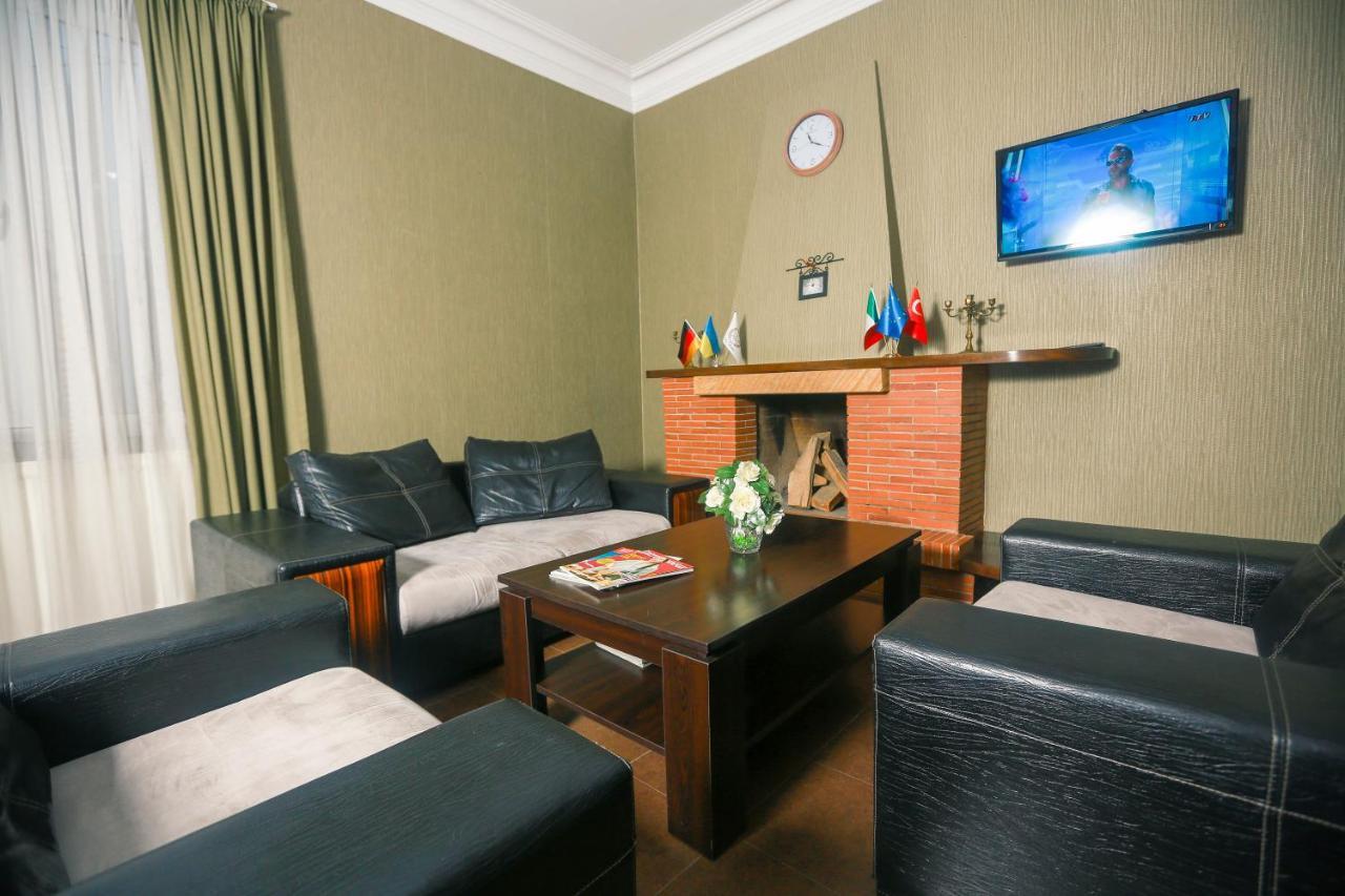 Hotel New Metekhi Tbilisi Exteriör bild